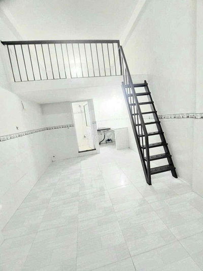 PHÒNG TRỌ QUẬN 7 CÓ GÁC - 35m2 - GẦN CẦU KÊNH TẺ QUẬN 4, QUẬN 1
