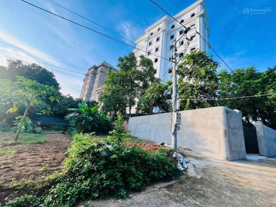 Gia đình e định cư nước ngoài cần sang cọc gấp đất Tân Xã Hòa Lạc view hồ 108m giá 3tỷ1 xem là chốt