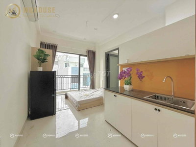 CĂN HỘ STUDIO BAN CÔNG - FULL NỘI THẤT - NGAY CÔNG VIÊN LÊ THỊ RIÊNG