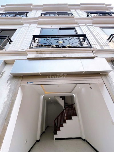 2.650 TỶ - 31M NHÀ ĐẸP GẦN CẦU MAI LĨNH -CÁCH Ô TÔ 10M SỔ ĐỎ CHÍNH CHỦ