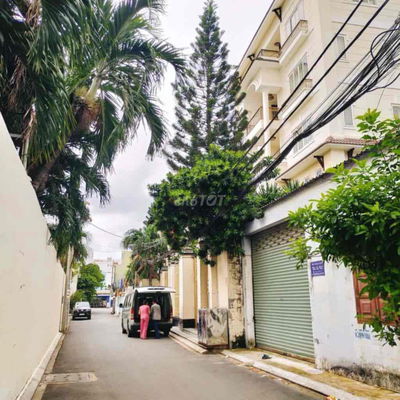 Có căn nhà cấp 4 ngang 6 dài 20 hẽm xe tải gpxd 5 tầng tiện xây chdv