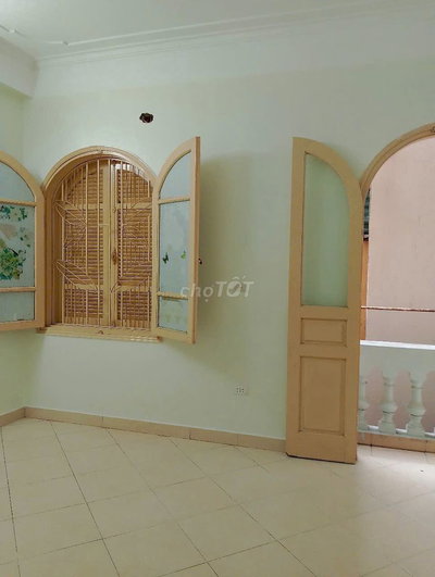 Cho thuê phòng 36m2, VSKK, giá 2,5 triệu, Nguyễn Trãi, Hà Đông, Hà nội