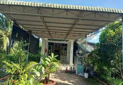 Chủ kẹt bank nên cần bán căn nhà vườn Đồng Nai 1300 mét vuông có s