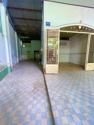 BÁN ĐẤT TẶNG NHÀ NGUYÊN CĂN. DT KHỦNG HẬU NỞ TÀI LỘC LỚN