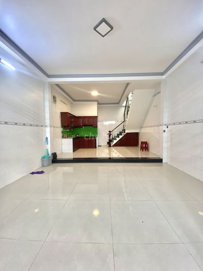 NHÀ TỈNH LỘ 10 - TÊN LỬA - BÌNH TÂN GIÁP QUẬN 6 - Ở NGAY - 55M2