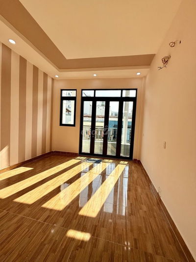 Nhà Đẹp 2Tầng HXH Sát Chợ GXoài Gần Aeon TânPhú 2PN+2WC Sổ Hồng 5,099T
