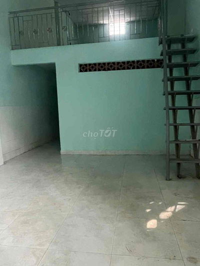 Cho thuê nhà 4 x12-1 phong -1 gác xát chợ Đại Hải -dg xe trải thông