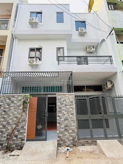 Bán Nhà CHDV 10PN Ngang 7m-Hoàng Văn Thụ-Tân Bình