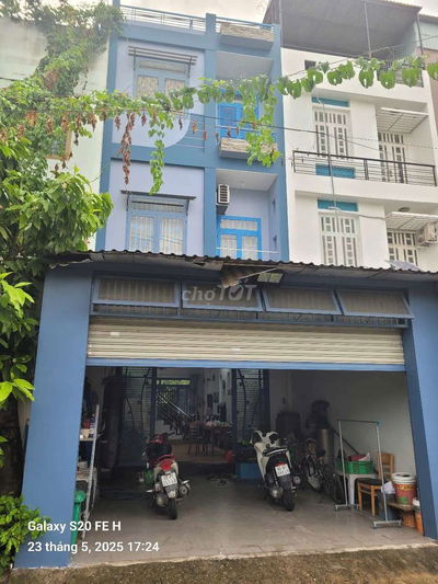 Cần cho thuê nhà P TTN Q12.khu 10ha vipDT 5x22 1 trệt 2lâu 3PN 3WS