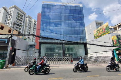 CHO THUÊ TÒA NHÀ MẶT TIỀN CÁCH MẠNG THÁNG 8 NGAY NGÃ 4 LÝ THƯỜNG KIỆT