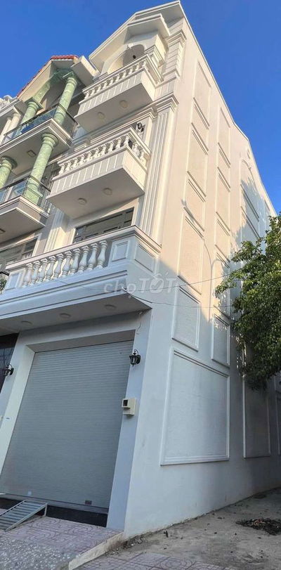 Chính chủ cho thuê nhà 4x15m 3 lầu 6pn 7wc hẻm xe tải nguyễn hữu dật