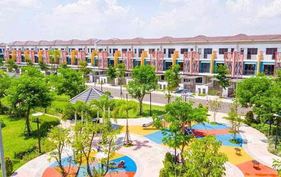 𝐍𝐇𝐀̀ 𝐂𝐇𝐎 𝐓𝐇𝐔𝐄̂ -Sun Casa Central - VSIP IIA   ✔️Nhà 3 tầng, 3Pn