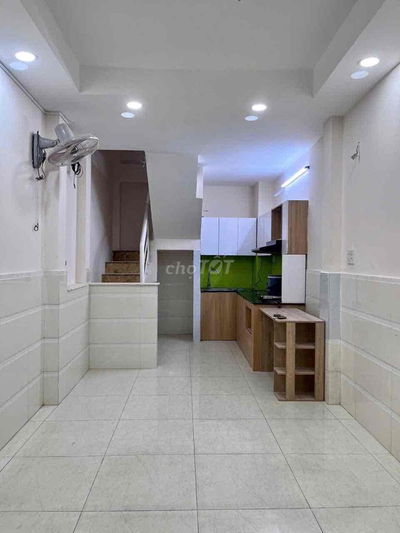 cho thuê nhà nguyên căn TÔ HIẾN THÀNH Q10. mới đẹp📌 2pn 2wc