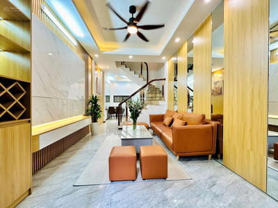 Bán cực gấp!  Hào Nam - 20m ra ô tô, ngõ ba gác, dân xây, nhà mới đẹp