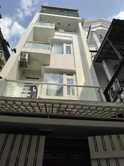 NHÀ 5 TẦNG HẺM XE HƠI KHU VIP - Đ QUANG TRUNG P8- DT 4x15M- 5PN 5WC