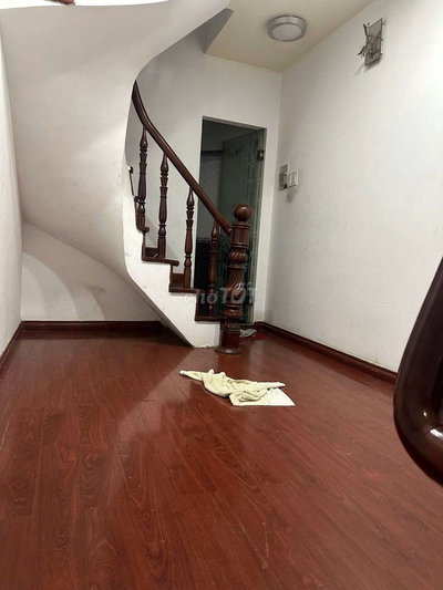 dtsd 100m2 _ nhà 4 tầng 2pn _ sân thượng _ cmt8 _ hơn 4 tỷ
