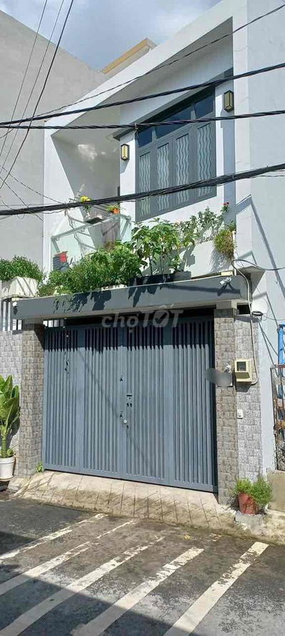 Cho thuê nhà trệt lầu Hẻm Oto Đường 147, Phước Long, Q.9