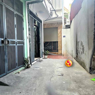 Nhà lô góc 3 mặt thoáng! Ngõ rộng Yên Hoà* 35m2* Giá 7.9 tỷ