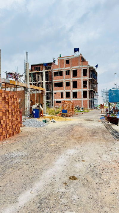 Nhà thô F0 - Đường Ngô Chí Quốc - Nhà 5 tần - Khu phân lô - Giá 4tỷ5