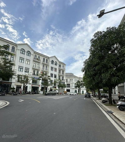 Bán nhanh nhà phố Vinhomes Grand Park - 84m²  Giá chỉ 13,9 tỷ, sẵn sàng ra sổ, bao thuế phí