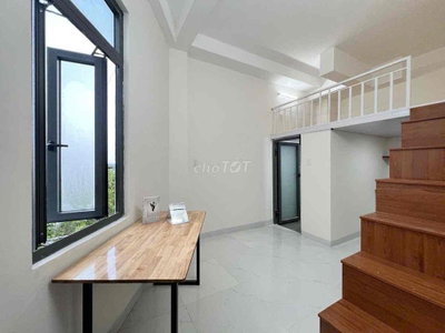 GÁC CỬA SỔ TRỜI FULL NỘI THẤT NGAY CÔNG VIÊN VĂN HOÁ GÒ VẤP
