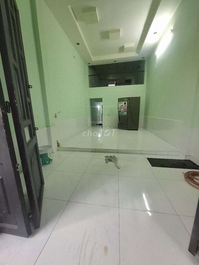 Thạnh xuân 14, quận 12, gần cầu sắt sập lê thị riêng