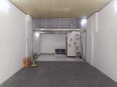 Cho thuê nhà nguyên căn hẻm xe hơi . Nguyễn trọg tuyển p1 tân bình