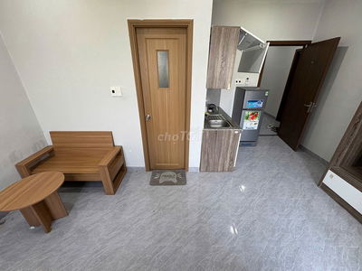 Cho thuê căn hộ full nội thất, ban công, giặt riêng giá 3,8tr gần FPT