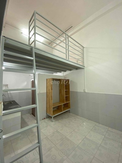 Cho thuê phòng trên đường Linh Trung, P.Linh Trung,gần ĐH SPKT, ĐH Ngâ
