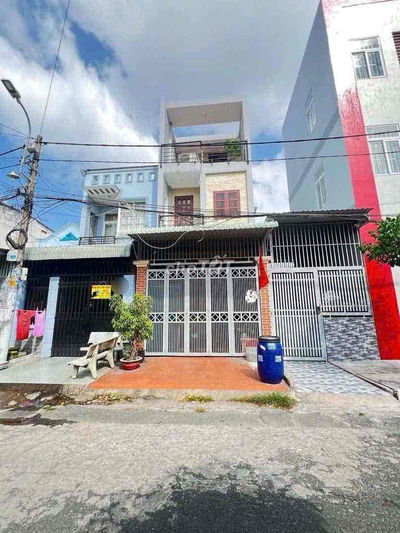 NHÀ ĐẸP 2LẦU 4PN ĐƯỜNG XE TẢI NGAY LINH XUÂN THỦ ĐỨC