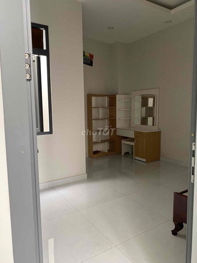 Cho nữ thuê phòng đường 147. Gần Ngã 4 Thủ Đức