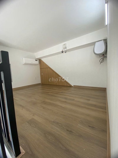 Còn trống một phòng Studio mặt tiền hướng Nam, sát biển tân trà