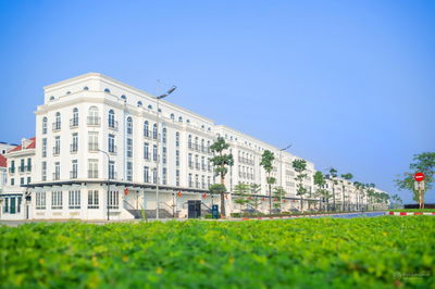 Cho thuê cả căn shophouse 800m2, mặt tiền 10m tại trục đường Tây Thăng Long