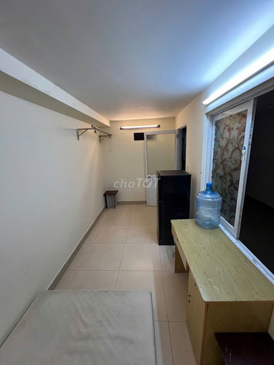 Phòng trọ cho Phạm Hùng, Kdc Đại Phúc diện tích 20m2, full nt 2,7 tr