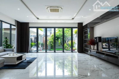 🔥 SIÊU VILLA 3 TẦNG – DIỆN TÍCH KHỦNG 450M2 – NỞ HẬU – DÒNG TIỀN 50TR/THÁNG 🔥