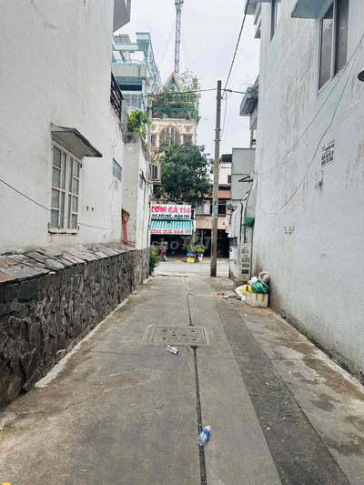 Chính chủ cho thuê nhà DT 35m2, ngay trung tâm TP, đầy đủ tiện nghi