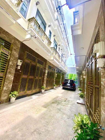 BÁN NHÀ GIÁ RẺ- 4 TẦNG- 4PN- GẦN AEON TÂN PHÚ- HXH