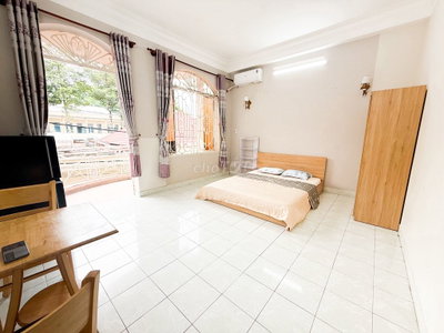 Ban công nắng sáng 18 Lam Sơn P2 gần Công Viên Gia Định Phổ Quang