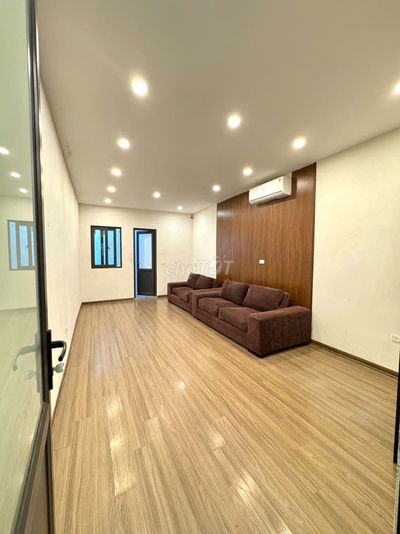 Cho thuê nhà riêng 2 tầng số 9 ngõ 464 đường Bưởi, Ba Đình, HN