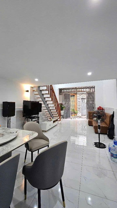 2 TẦNG_4 x 11m_NGUYỄN CỬU ĐÀM_P.TÂN SƠN NHÌ_TÂN PHÚ_HẺM Ô TÔ_5.45 TỶ