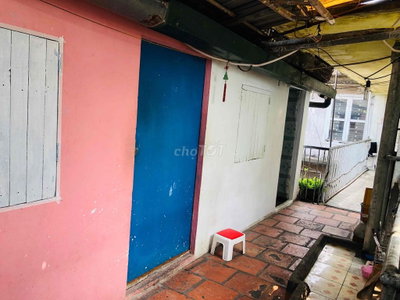 Phòng trọ nhỏ 12m2 cực thoáng mát tại Hoàng Hoa Thám, P. Gia Định