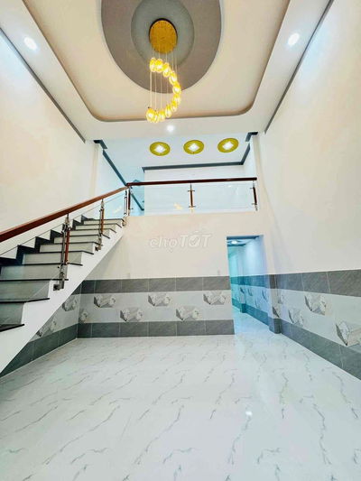 Giảm 150tr 🌹 Giá cũ 2 tỷ200tr bán nhà đẹp 4 x 13,5m Thạnh Lộc 40
