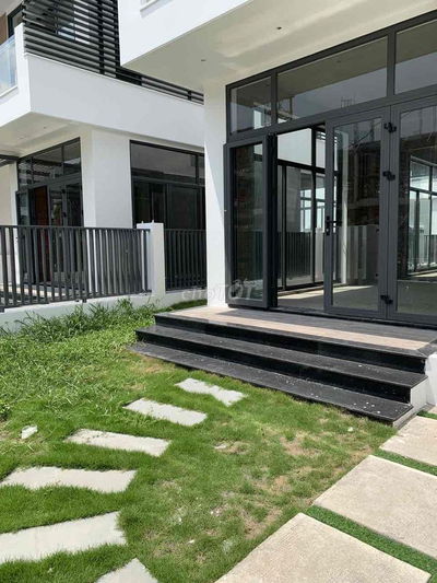 Cho thuê nhà thô nguyên căn KDC Đông Tăng Long làm nhà kho