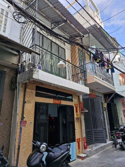 Bán nhà hẻm Đội Cung, ngang 3,2m, dài 9m, chỉ từ 3,9 tỷ