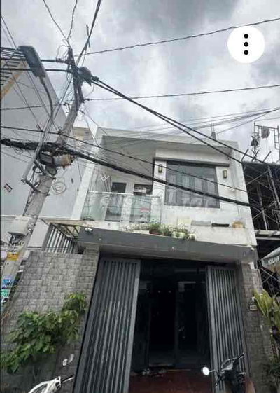 Nhà cho thuê 1 trệt 1 lầu Hẻm xe hơi