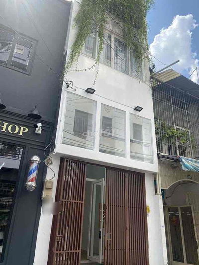 NHÀ CHO THUÊ.MẶT TIỀN NGUYỄN TRÃI P NGUYỄN CƯ TRINH Q1