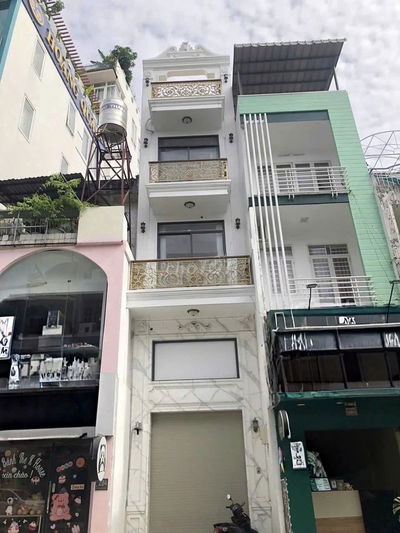 NHÀ ĐẸP MẶT TIỀN HUỲNH VĂN BÁNH - PHÚ NHUẬN