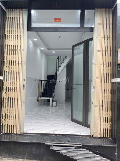 Nhà nguyên căn cho thuê Âu Dương Lân 30m2 1 lầu 1PN 2WC