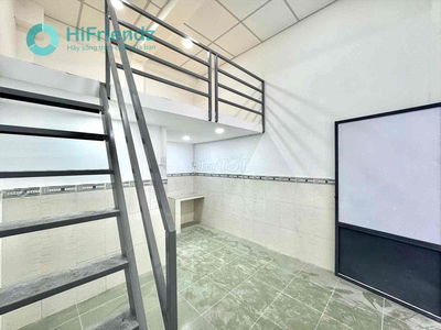 Phòng trọ gác rộng rãi, phù hợp sinh viên, sát Quận 5, Quận 7, UEH,SGU