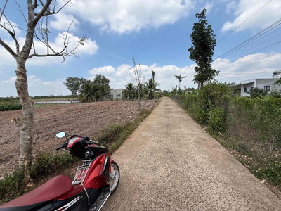 Bán 120m2 đất thổ cư sổ riêng. Xuân Lộc,tp Đồng Nai gần núi chứa chan